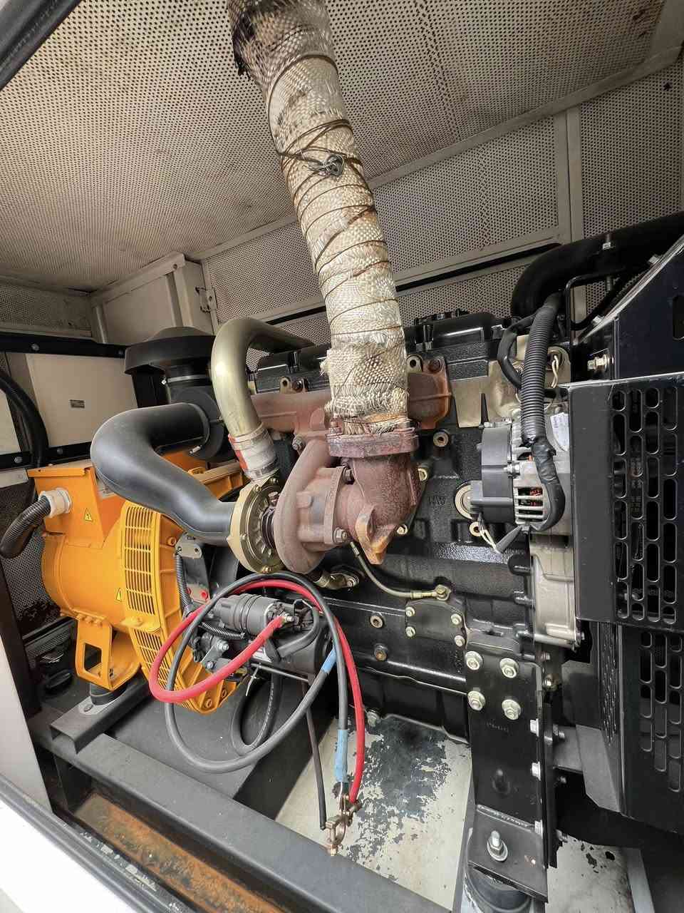 عرض
👈🏼موالد بيركز انكليزي اصلي 88KVA
👈🏼كاتم نسبه 100/100
👈🏼المحرك بيركز انكليزي اصلي 🇬🇧
👈🏼وراس التواليد لوري سومر فرنسي اصلي 🇫🇷
👈🏼ساعات العمل 1200 ساعه بخانت الزيرو 
👈🏼 موديل الموالد 2018
👈🏼ضمان الموالد عل حمل  
👈🏼للتواصل واتساب او الاتصال 📞
 📞***********👈🏼
(عباس الوائلي )

تنويه هام ‼️ 

متوفر نضام الاستبدال 🔀 تكدر تبدل موالدتك القديمه موالده جديده ويتم الاتفاق 🤝بعد التقييم 

تتوفر صيانه 👷🏼‍♂️ جميع احجام الموالدات البيركز الانكليزي و/ الكمز / دايو دوزان  بعمل متقن ونوفر لك خدمات عامه واستبدال عام في الموالدات 

معه تحيات (عباس الوائلي )
