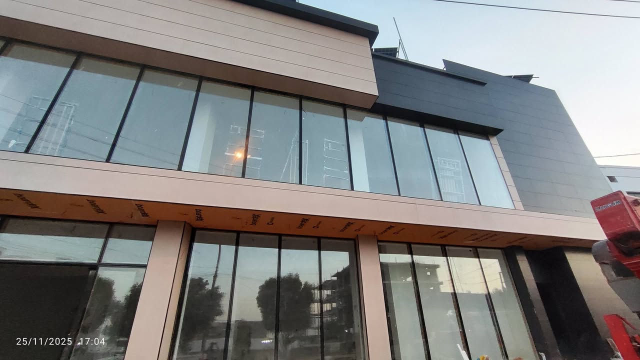 السلام عليكم
متخصصين بجميع ديكورات الواجهات الحديثه 
الكيرتن وول والبورسلن والفرونتك والبوردكس 
وجميع الديكورات الحديثه


**إذا كنت صاحب هذا الإعلان وتريد حذفه لأي سبب، رجاءا أرسل رسالة إلى الدعم الفني**