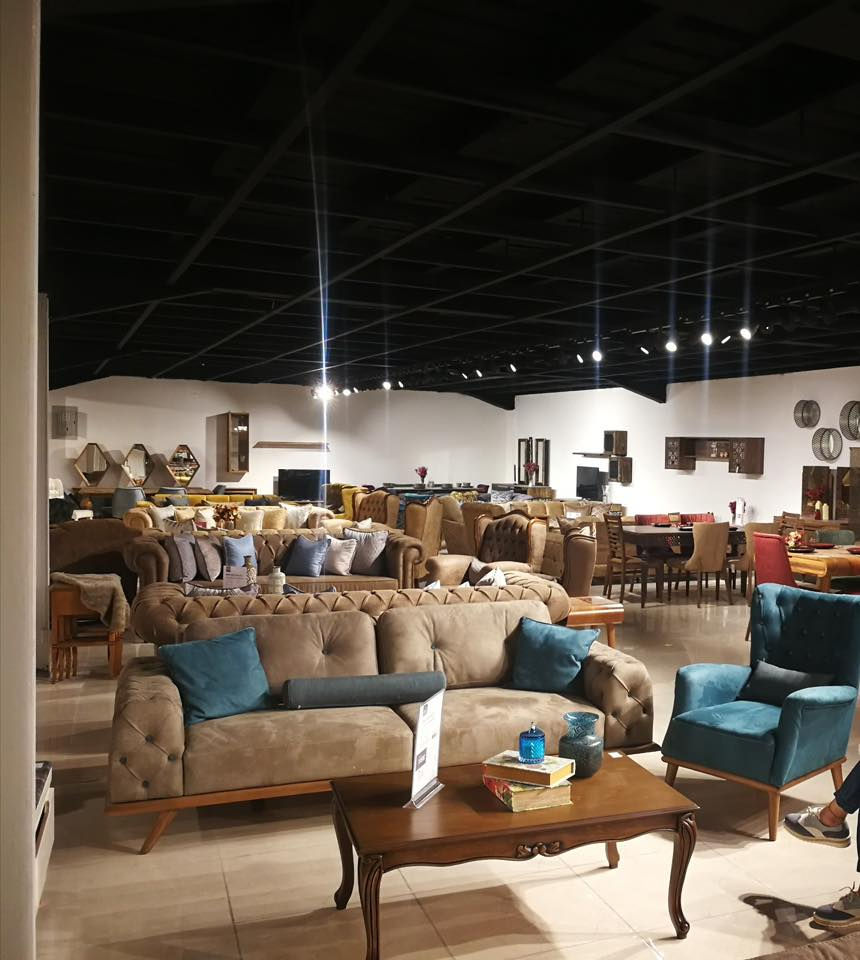 تحية طيبة
نص طخم قنفات تركي من هوم سنتر تركي عبارة عن قنفة ثلاثية + كراسي عدد 2  
بغداد شارع فلسطين 
السعر 280 الف

السعر الاصلي للشراء والجديد 
1350$
للتواصل 
***********
