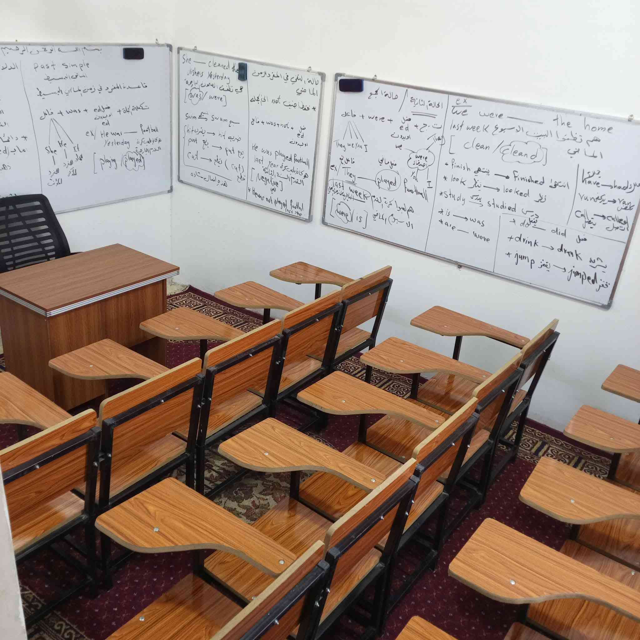 🌟 *عروض نصف السنة نار 🔥 | ضمان النجاح 100%* 🌟
📚 *تدريس خصوصي في بيتي (معهد خاص)* بأسلوب ممتع وفعال!
🔹 *الأستاذة:* جامعية حاصلة على:
- *دبلوم عالي علوم فيزياء*
- *شهادة لغة إنجليزية من جامعة بريطانيا* 🇬🇧
🔹 *المراحل المتاحة:*
- *الأول متوسط + الثاني متوسط:* حقيبة كاملة بـ *100 ألف* فقط 📦
- *الثالث متوسط + الرابع إعدادي + الخامس إعدادي:* حقيبة كاملة بـ *250 ألف* فقط 📦
- *السادس إعدادي (علمي + أدبي):* حقيبة كاملة بـ *300 ألف* فقط 📦
✅ *مميزات التدريس:*
- *ضمان النجاح 100%* 🚀
- *دراسة يومية (من سبت الى أربعاء)* قبل امتحانات نصف السنة
- *خلال امتحانات نصف السنة:* دراسة يومية (من سبت الى جمعة) 
- *كل درس = حفظ + اختبار بالدفتر* (لا يوجد اختبار شفهي) 📝

📍 *الموقع:* بغداد/شهداء البياع/شارع المضخة الأول
📲 *للتواصل:* ***********

#تدريس_خصوصي #ضمان_النجاح #نصف_السنة #معهد_بيتي
