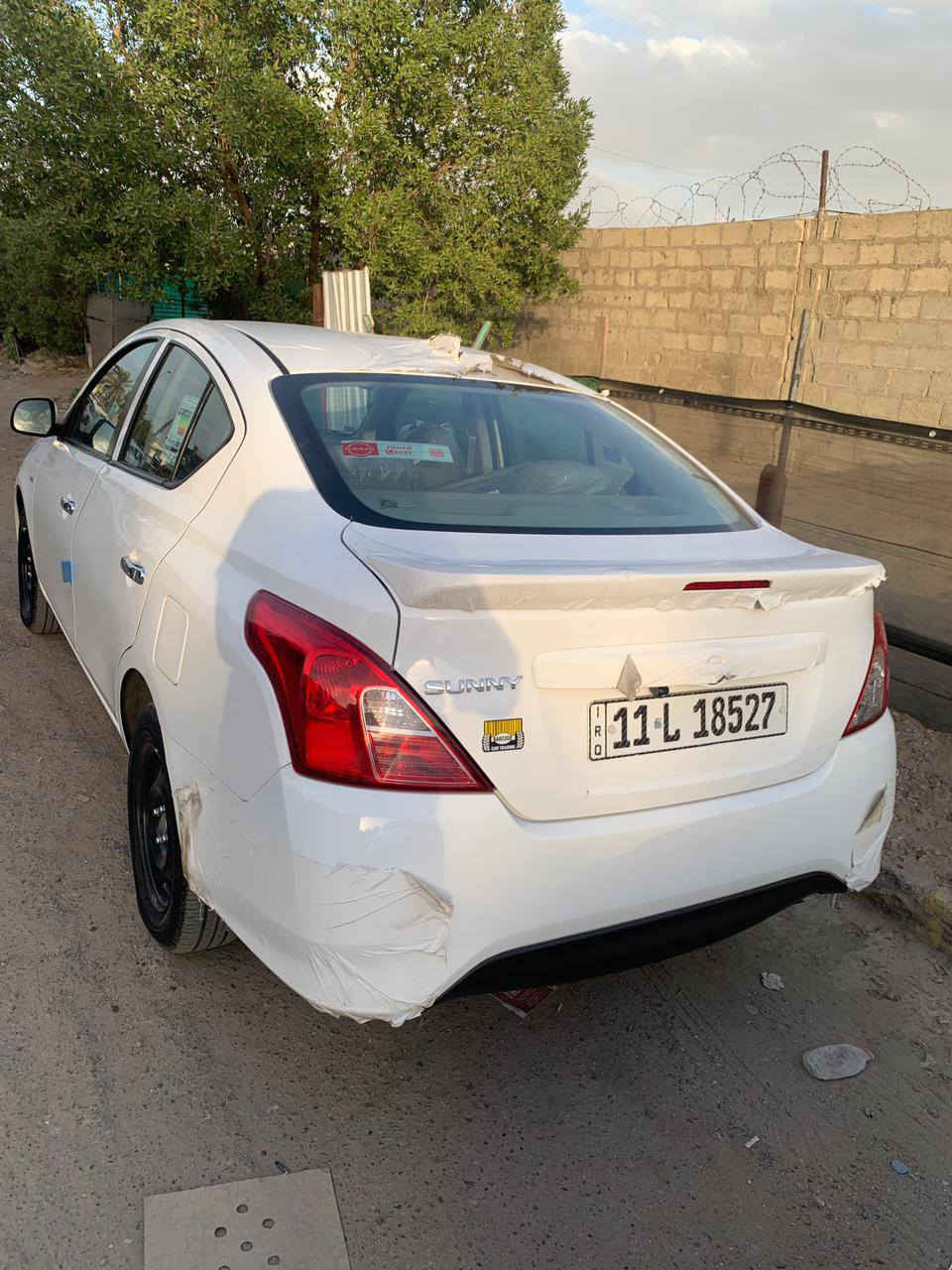 سلام عليكم نيسان صني هندي 2024 
ام البليتة الزركة 
ماشية 16 الف 
رقم بغداد 
مبدل بيها باب الي ورة السائق وشوية يم قبق البنزين 
السعر 130$ وبيهة مجال
مكاني بغداد 
رقمي ***********
