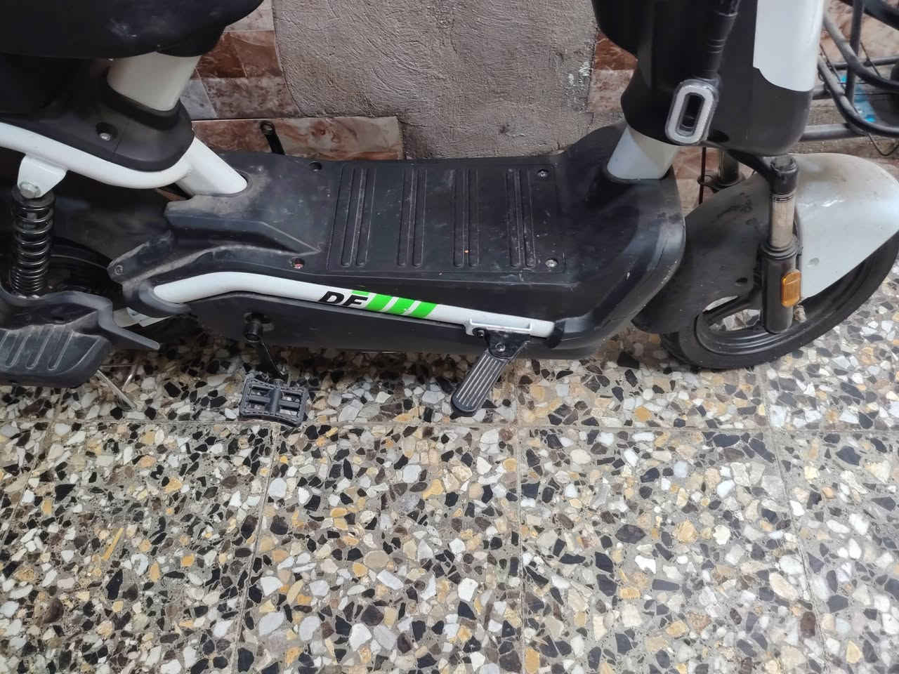 ٢٠٠ الف مدينه الصدر


**إذا كنت صاحب هذا الإعلان وتريد حذفه لأي سبب، رجاءا أرسل رسالة إلى الدعم الفني**