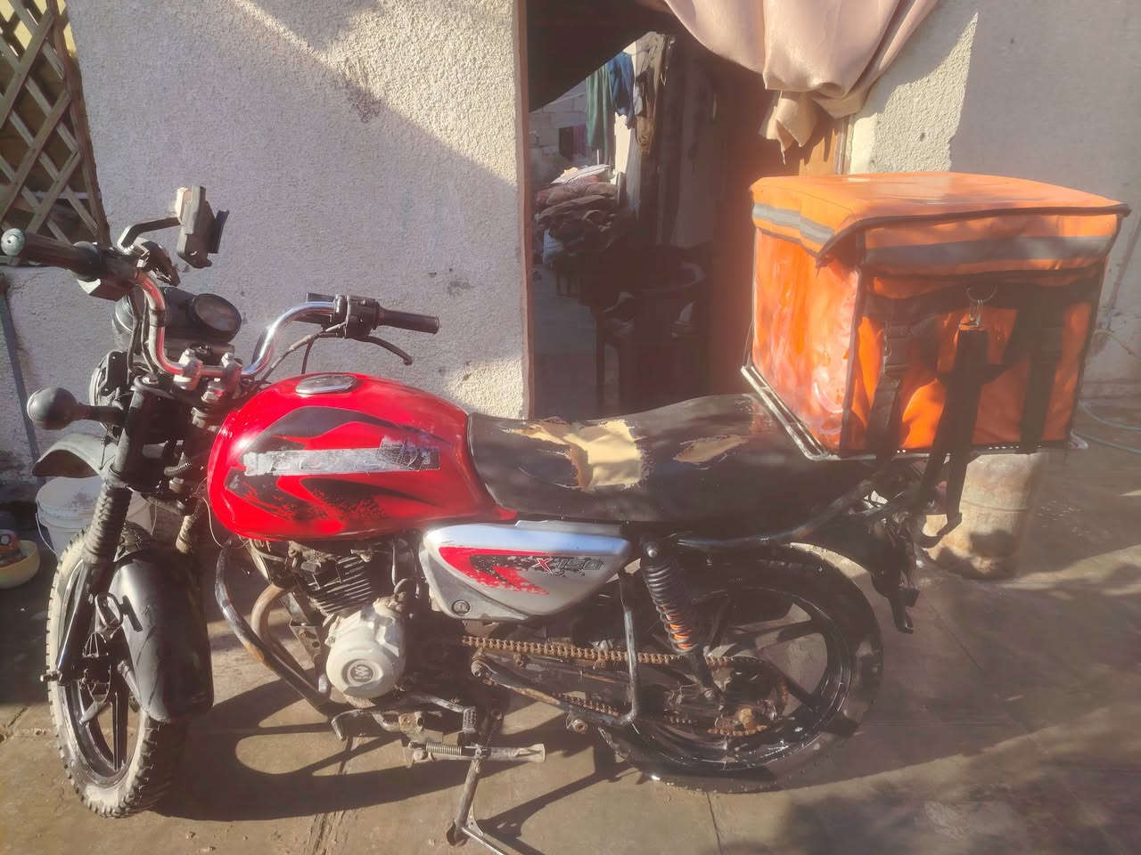 السلام عليكم بوكسر جبلي 2020 شهر 12 كامله أوراق
عطل الدراجه لاطشه
سعر 700 وبيها مجال للناس الطيبه
عنواني بغداد الزعفرانيه *********** متواجد واتساب
