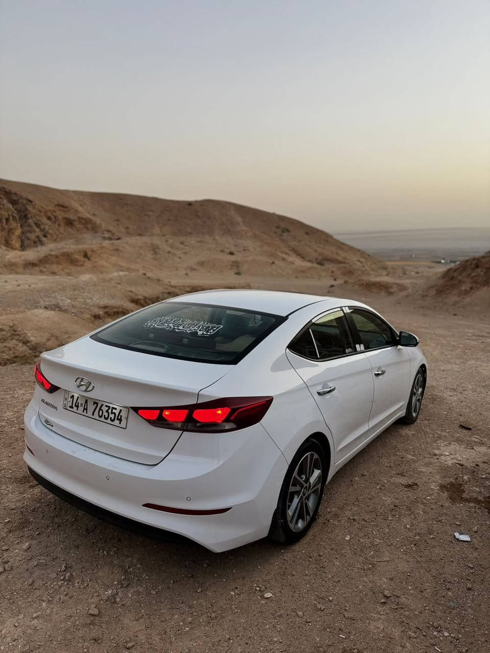 السلام عليكم الانتره سوبر للبيع كفاله عام السياره فقط حالوب خفيف كله جديد تخم تاير حداده كله جديد دك سويج وطلع محافضات بيهه ماشيه (145) رقم بصره بسمي رقم نكليزي السعر ( 158) وبيهه مجال  
الرقم (***********)
