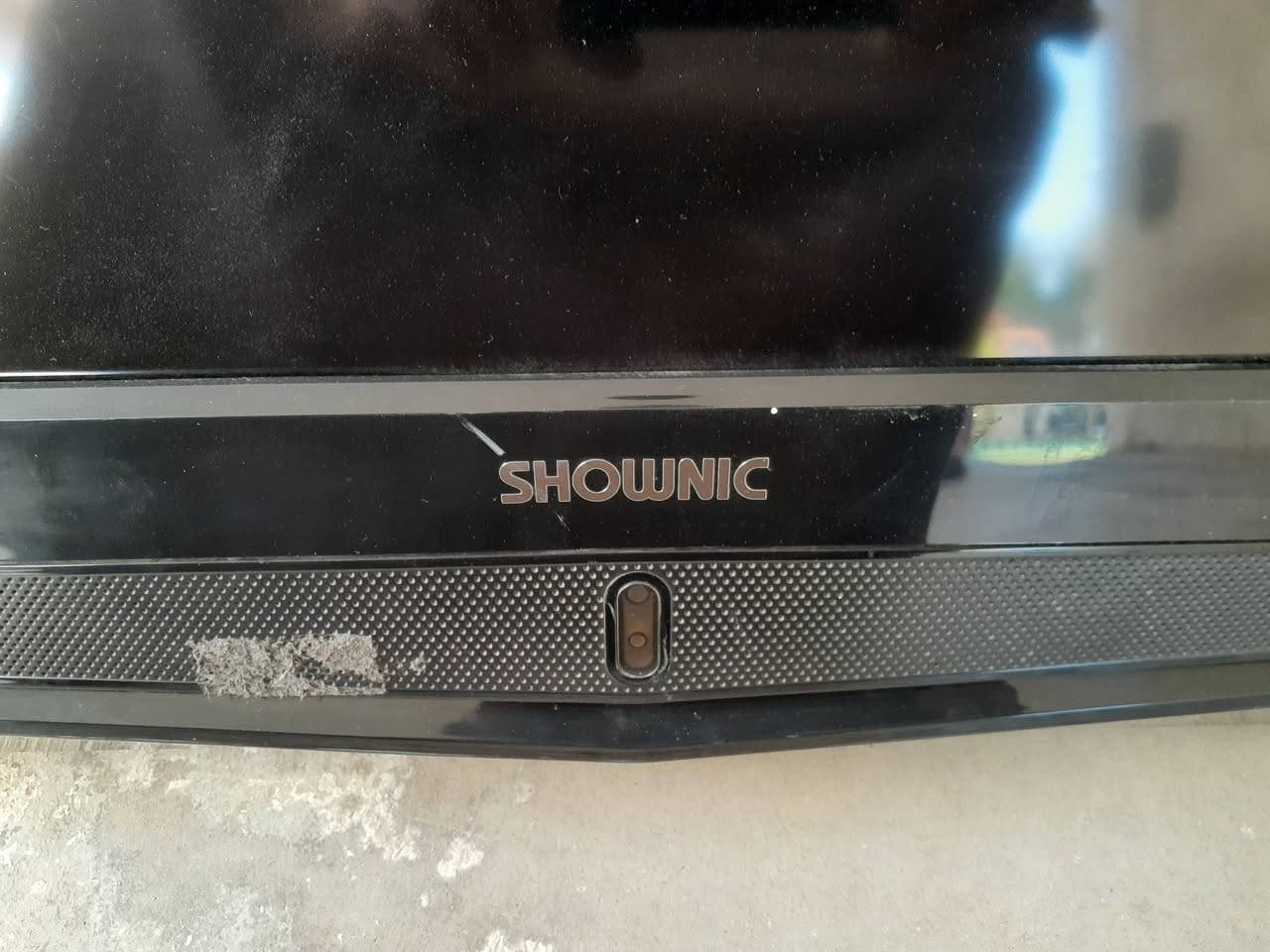 مرحبا شاشه للبيع حجم ٣٢ اشلونك باب اول نقص الفيشه مال الجدي رقم تلفون ***********
