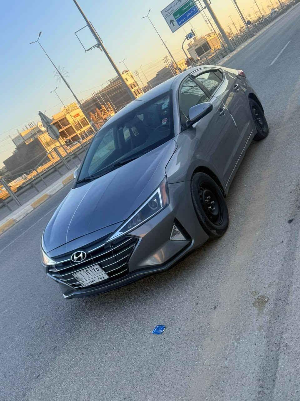 سلام عليكم سياره نوع النتره مديل 2020 امركيه السياره جاهزه كير مكينه حداديه تبريد السياره حله وجديده بيه رشات كلير بدون دواخل السعر 118 وبيه مجال قليل كلش السياره جاهزه للخير العلوان كربلاء رقم الهاتف***********
