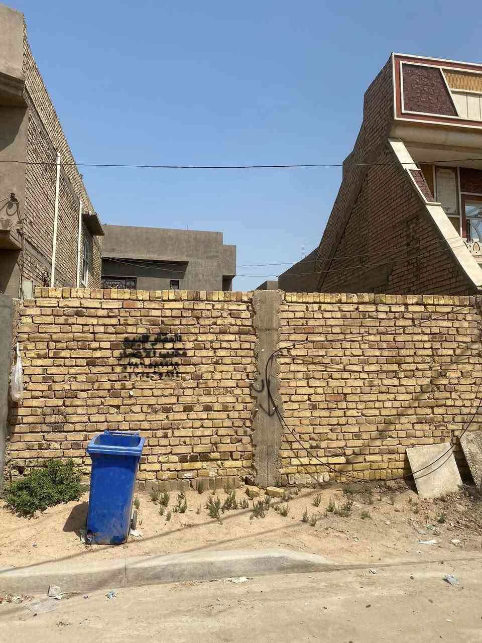للبيع قطعة أرض طابو صرف في حي الجامعة

* المساحة: 130 متر مربع
* الواجهة: 6.5 متر
* النزال: 20 متر
* شارع 10 متر مبلط
* الموقع: حي الجامعة
امام القعطه مساحة خضراء يعني متنزه بالمستقبل

للاستفسار والمعاينة:
مكتب ريسيل للعقار والمقاولات

📞 ***********
