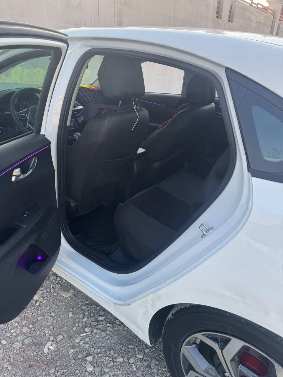 کیا فۆڕتیlxs بۆفرۆشتن
وارد ئە مریکی
مۆدیل 2021 
دەحمێکی خەفیف پشەوە بێ ناوگرتن
سەیارەکە ڕەقەم هەولێرە تەحویل وەکالە بەشەرت
75هەزار ڕۆیش تیە
گێڕ مەکینە بەشەرت
بۆ پەیوەندی ***********
______
كيافورتي lxs للبيع
مودێل 2021 
ڕەقم اربیل تەحویل وەکالە 
حادث داعمية امامية بدون دواخل. 
وراد امريكي 
ماشية75الف
محرك تروس بەشەرت
السعر 130
للا اتصال *********** أربيل, العراق
