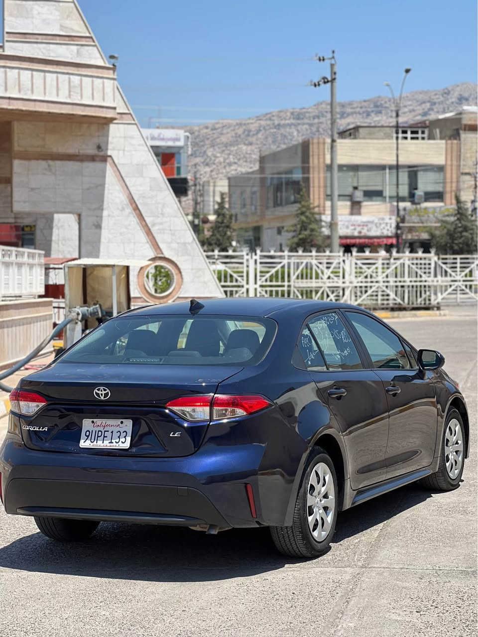 Toyota Corolla 
موديل 2024
بدون صبخ شرط 
فقط بيها تعديل بل صندوق 
باقي كل شي شرط 
ارباك شرط كل سليم
موصفات le 
سياره بدون رقم تترقم شيمالي 
مكان سياره عقره 
***********
*********** أربيل, العراق
