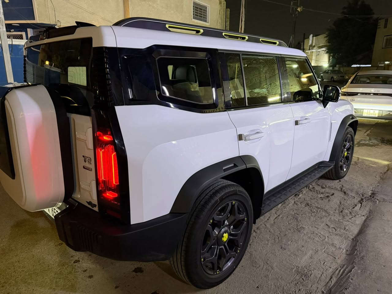 السلام عليكم:جيتور T2 لگجري بلس 2025 داخل زيتوني وحزام برتقالي وكاله هارلم السياره لون ابيض مكفوله كفاله عامه ماشيه 8000 الاف لووووك بعدهه/ فووووول مواصفات ومعروفه مواصفاتهه السعر المطلوب 40 مليون للاستفسار على الرقم ***********
