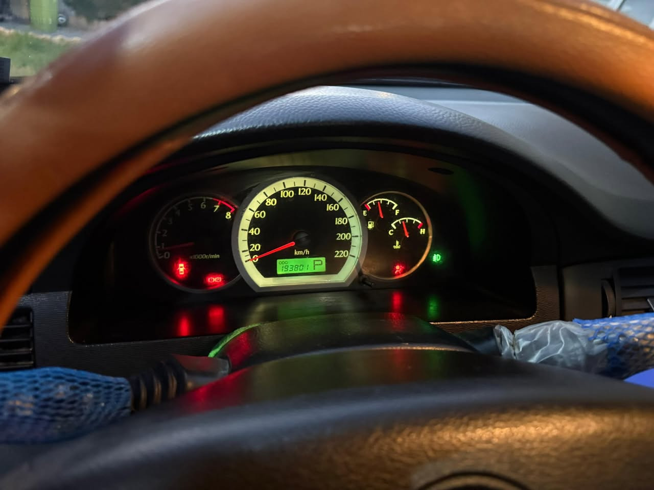 سلام عليكم 
اوبترا 2010 جديدة خير من الله
محرك گير تبريد كله بشرط الفحص
تبديل صدر جديد
إدامة للمحرك نظيف داخل وخارج(بلك،نوزل،ثلاجة،غرفة،احراق) عند الشركة يعني ما تفكر تفتح بنيد 
شاشه تاب كاميرا و حساسات خلفي
داش كاميرا خلفي امامي داخلي
دواخل كله جديد مدوشمه جديد ارضية مغلفة جلد
كهربائيات سياره كله شغال و بلادي
بيه فقط ضربه بسيطة خلف بك لايت(تك تك) ضاربته نفس ما موضح بالسونار
مكان سياره بغداد
رقم سليمانية تحويل سنوية
خابرني وتدلل ***********
سعره 88 ورقة بيه مجال بسيط حك الجية
اسف على الاطالة بس لازم احجي تفاصيل السيارة حتى ما أتعبك و تعبني🤫
