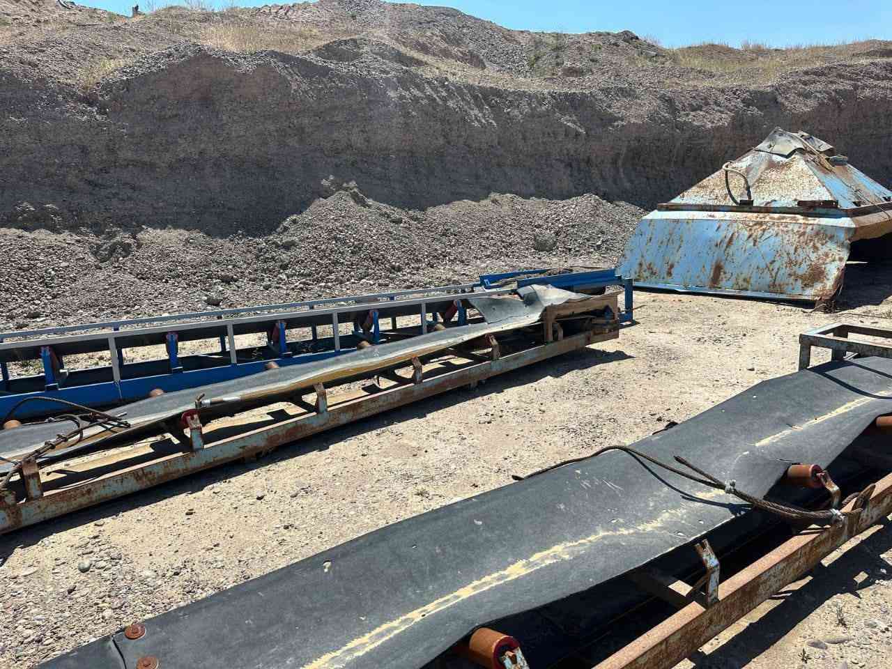 السلام عليكم كساره برونكس مع معمل رمل ثلاث خنات مع قوايش عداد 2 البيع ***********
