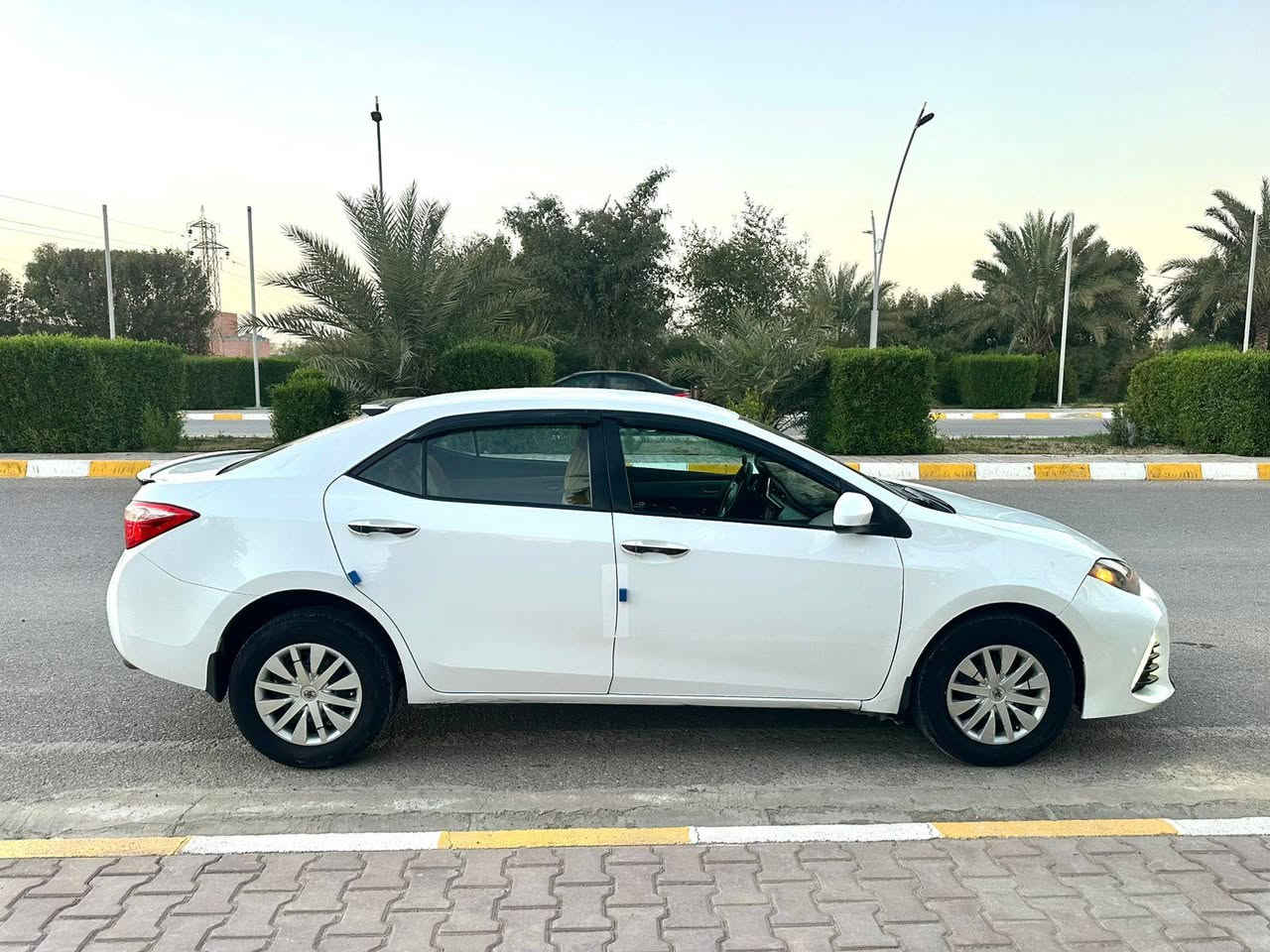 السلام عليكم….
للبيع بسعر مناسب جدا 114$ اعتذر عن الاقساط والوعده
تويوتا كورلا 2017 LE وارد امريكي اون ابيض (ثلجي) رقم سليمانية انكليزي (21) سنوية جديدةً لغايه 2030 هزة جديدة شرط التحويل….
سيارة بيها صبغ قطعتين ونص فقط والباقي مكفول… 
سياره جاهزه بدون اي نقص….
محرك 4/1800 سلندر … محرك مامفتوح …السياره ماشيه 92…
شرط محرك وكير وصدر وكهربائيات وتبريد وتدفئة وتخم تاير سيارة جاهزة من كلشي….
مواصفات LE معروفة مواصفاتها مايحتاج اذكرها…
العنوان/ صلاح الدين / تكريت/ القادسية../
السعر 114$ اعتذر عن الاقساط والوعدة ….
للاستفسار ***********
***********
