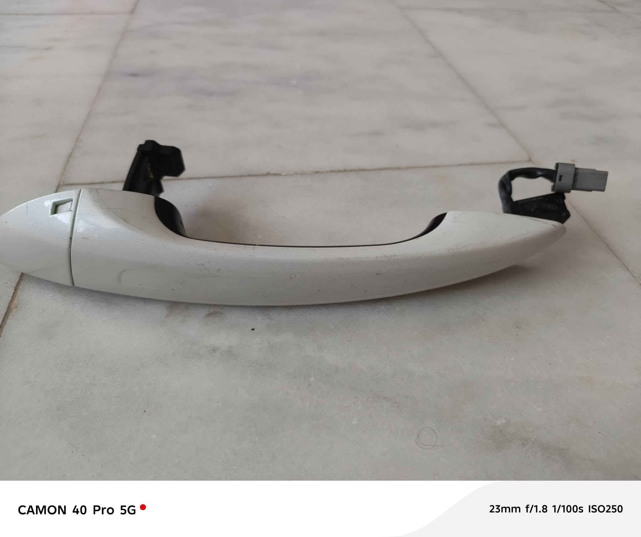 سوناتا 2024-2025 لمس
يدات لمس باب السايق وباب الصدر 
نيكل - بلاديات ( تفصيخ) 
المكان كربلاء 
السعر 160 الف اثنينهن


**إذا كنت صاحب هذا الإعلان وتريد حذفه لأي سبب، رجاءا أرسل رسالة إلى الدعم الفني**