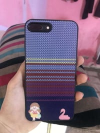 ايفون 8 plus جهاز كلش نضيف ما مبدل بي اي شي بطاريه ٧٦ للتواصل ٠٧٧٨١٢٤٠...