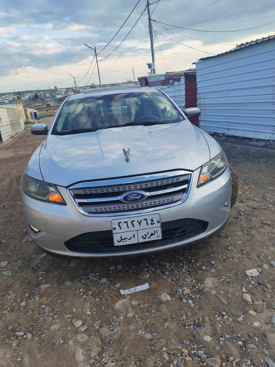 فورد تورس 2012 مكفوله من الصبغ و تعديل فقد بيه اشويه شخوط سياره جدا نضيف مواصفات sel  محرك  v6  ماشيه 240 الف km  عنواني دهوك *********** واتساب السعر  105 وبي مجال الطيبين
