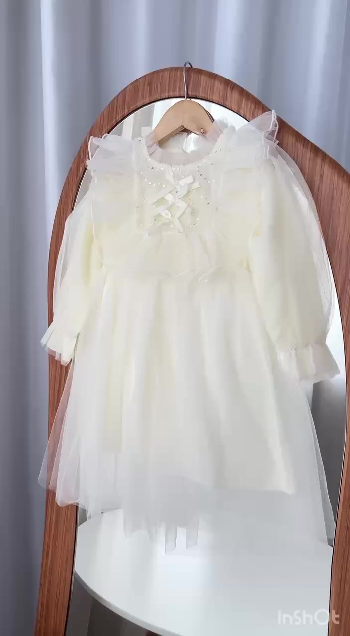 فستان العيد وصل 😍
يلبس من عمر سنتين الى عمر 8سنوات
السعر مفاجأة 😍😍😍


**إذا كنت صاحب هذا الإعلان وتريد حذفه لأي سبب، رجاءا أرسل رسالة إلى الدعم الفني**