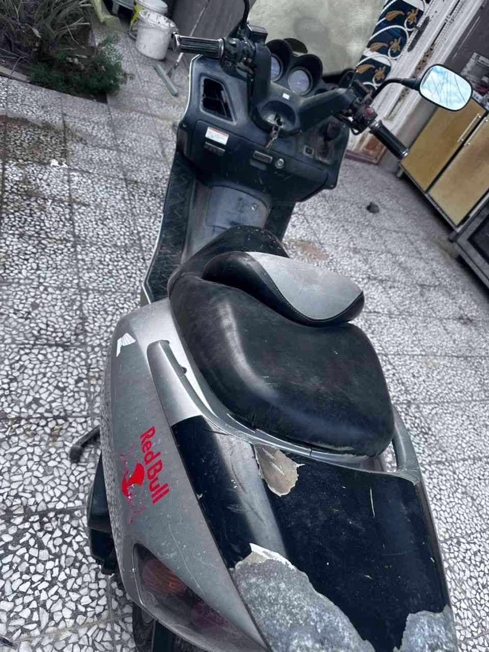 فورزة 06 للبيع ب 600 الف
الكفر نضيف مثل الصور كامله ما ناقصها شي 
مكاني نجف حي النداء ***********
