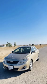 للبيع كورلا موديل2010 السيارة جديده حيل حلوه مصروف عليها صرف روعه ماتح...