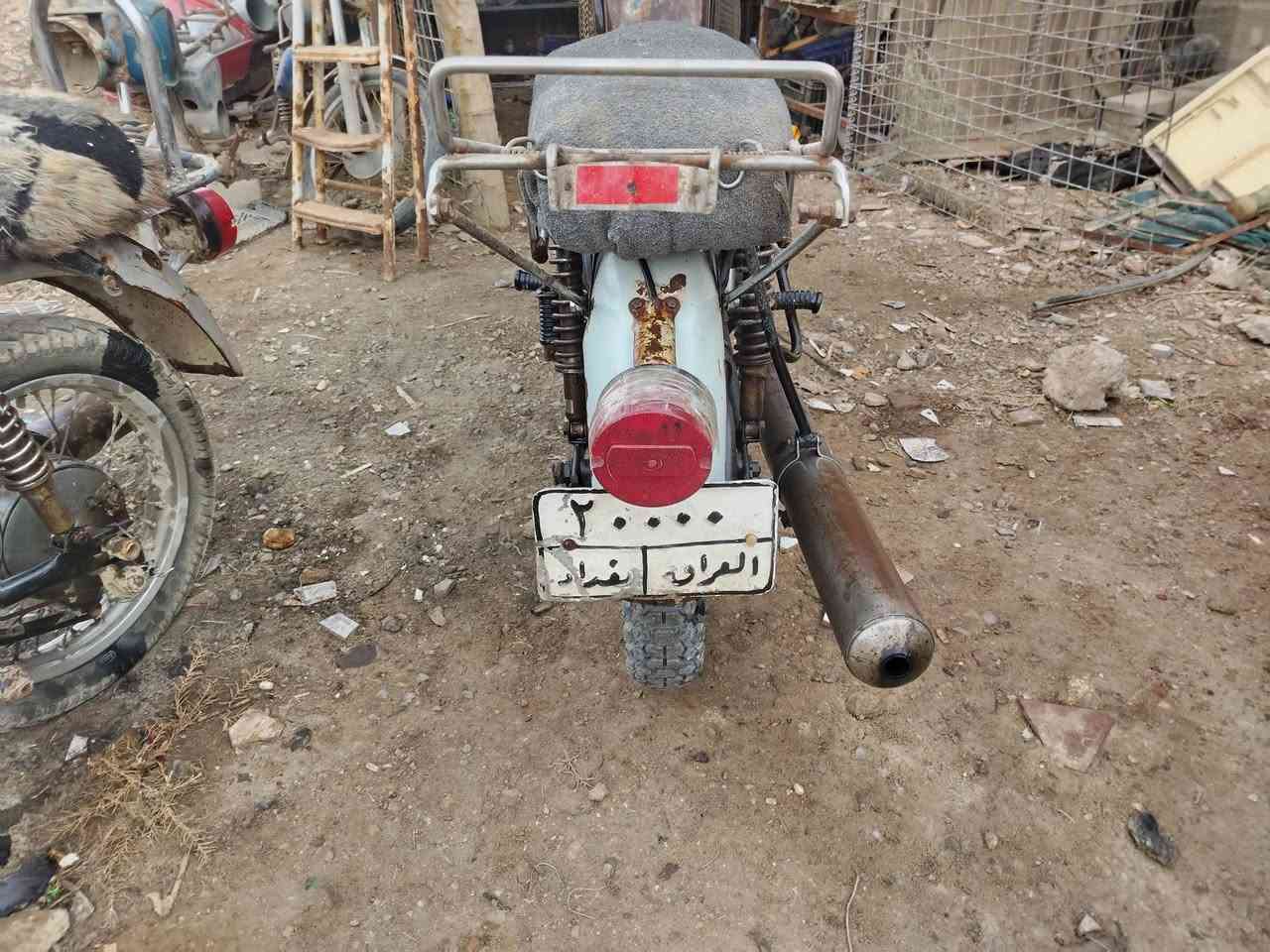 ٨١ للبيع مكان الانبار هيت اتصل على ***********
