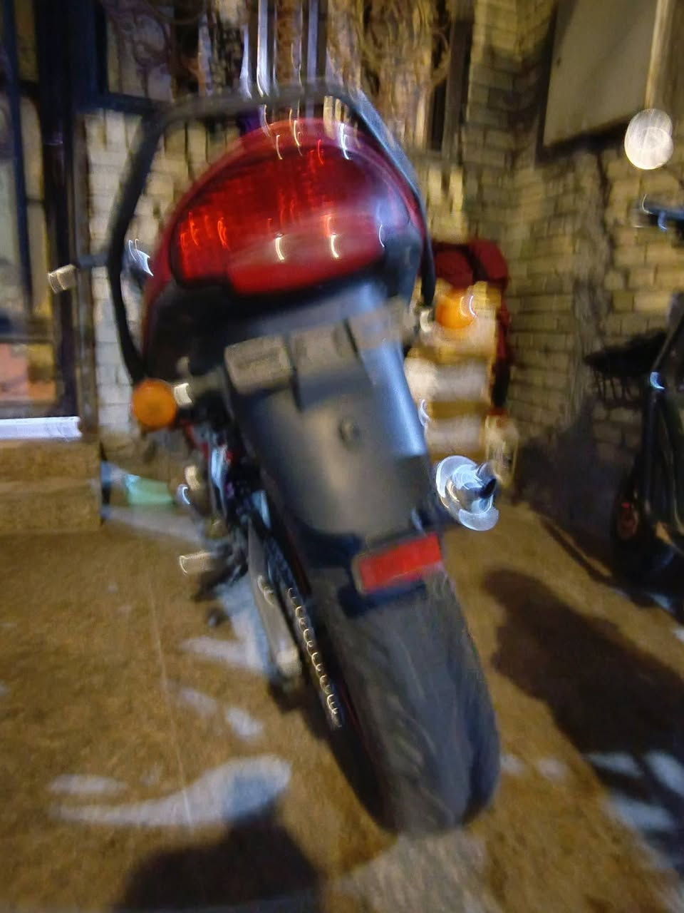 باندا كريستال جديده رقم شاصي كلشي كامل إدامه كاملة  كهربائيات شغاله هورن دراجة جديدة عنوان البصرة حي الاصدقاء رقم *********** سعر واحد ونص مجال قليل شراي يدلل  دراجه مشتريها حاوية وارد يابان
