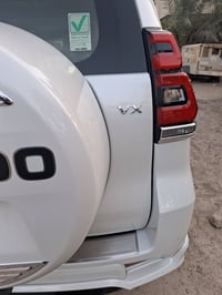 برادو فل كامل • ٢٠٢٣ • ٢٤٠٠٠ كم