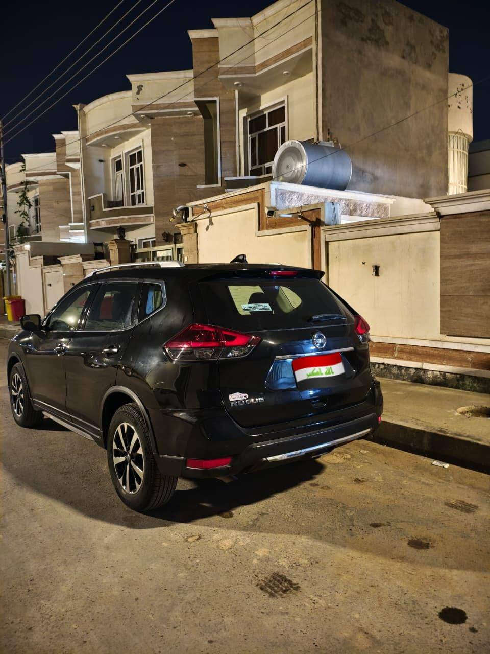 السلام عليكم شباب
للبيع نيسان روج  2019 لون اسود السياره بيها بارد بسيط السياره بدون صبغ بدون تبديل بدون نقص كلش نضيفه و داخلها جديد ماشيه 69الف 

رقم بغداد رقم دولي سنويه جديده هزه جديده 

السعر 155و بيها مجال 

المكان الانبار فلوجة 

رقم الهاتف ***********
