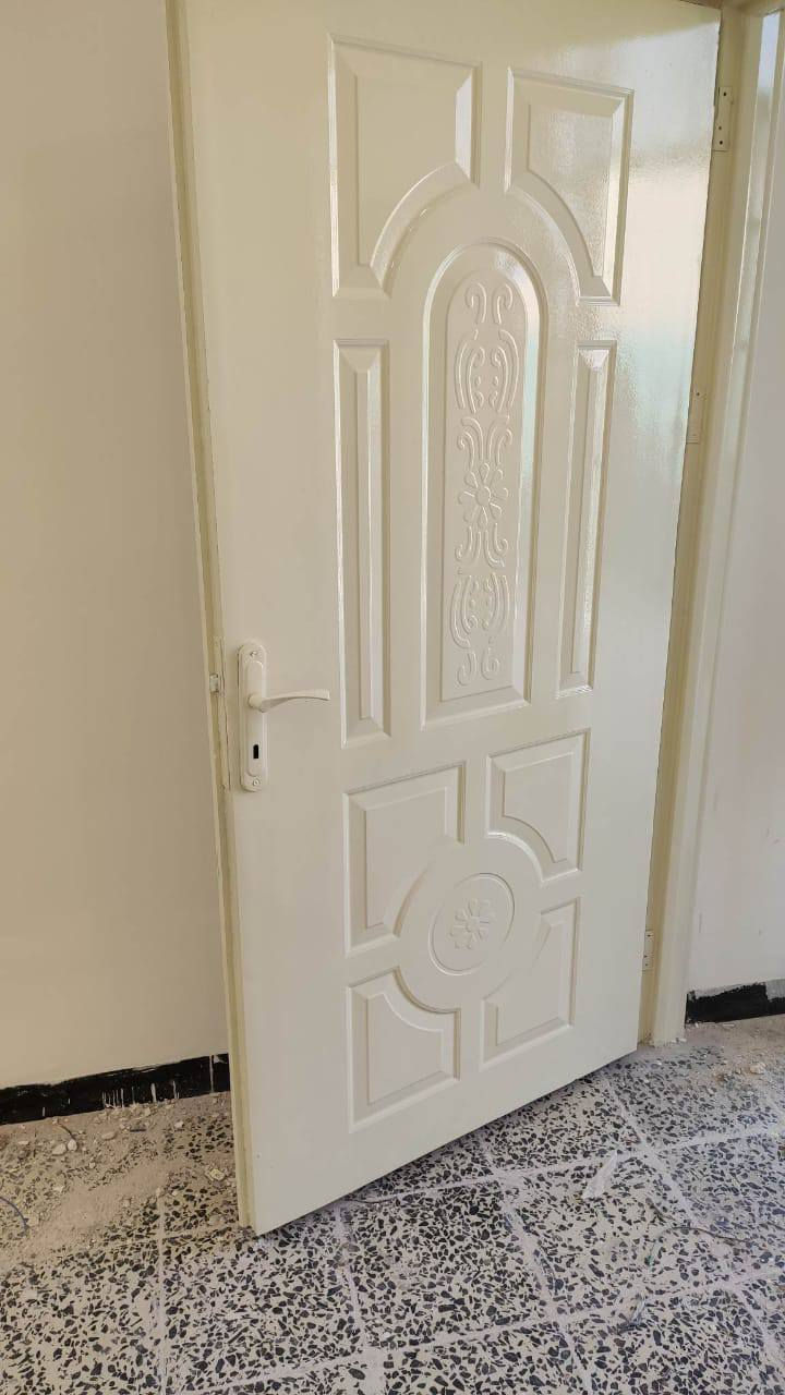 السلام عليكم مكلف بالنشر 👇👇👇
صباغ كرسته وعمل شغله درجه أولى وأسعاره مناسبه 
وهذا قسم من شغله 
تابعوا الصور 👇👇👇
أي أستفسار التواصل على هذا الرقم 
***********
