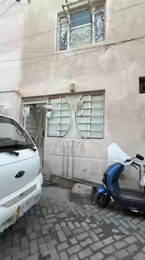 #للايجار_مشتمل بل اعظميه بشارع عشرين قرب ثانويه النعمان يحتوي غرفه نوم وهول ومطبخ وخدمات يرهم عائله صغيره او طلاب او عمال او بنيه وحدهه 
للاستفسار/***********
