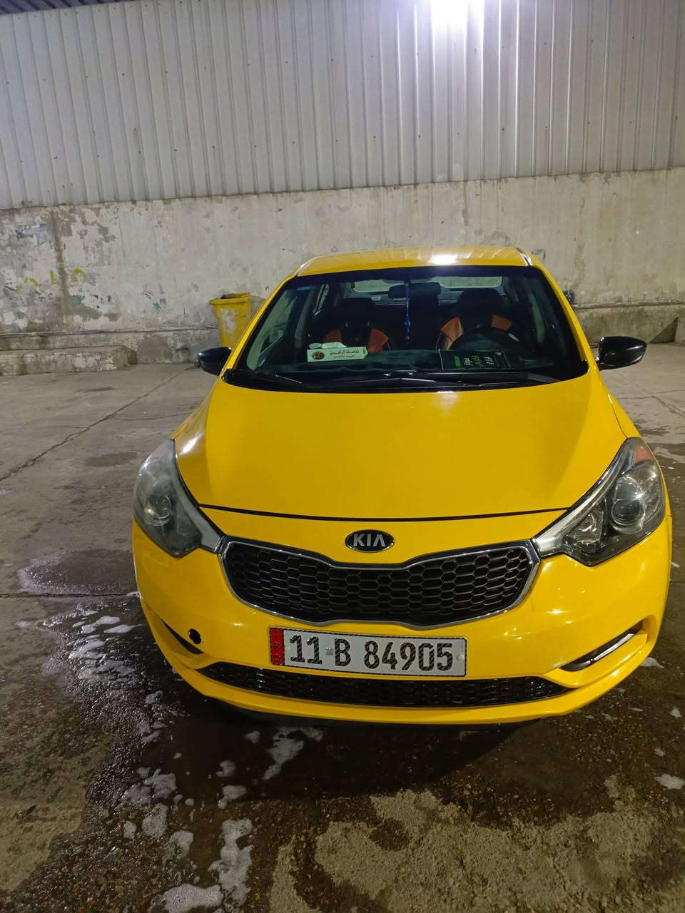 السلام عليكم للبيع كيه فورتي مديل 2015 وارد امريكي حادثه جاملغ السيره المامي مكينه كير حداديه جديده تبريد ثلج شاشه جبيره  سستم دمام كامره دواره تخم تاير جديد مكينه1800 لا صرف ولا تبخير  السياره جديده وجاهزه من كلشي السعر105 مكان السياره بغداد الستفسار ***********
