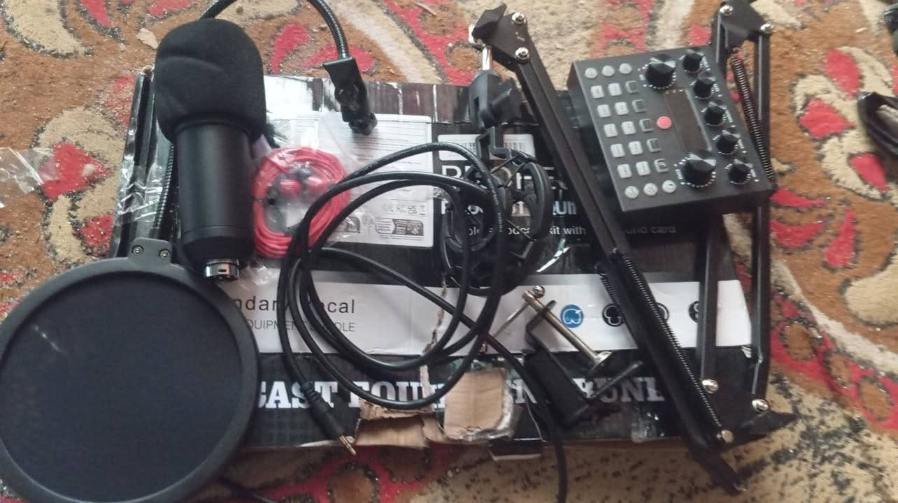 طلعلي بلامزون ماعرف اسعارهن اطي سعر بلقطعه بل يرضي الله وبلعافيه
***********البصره واتساب
