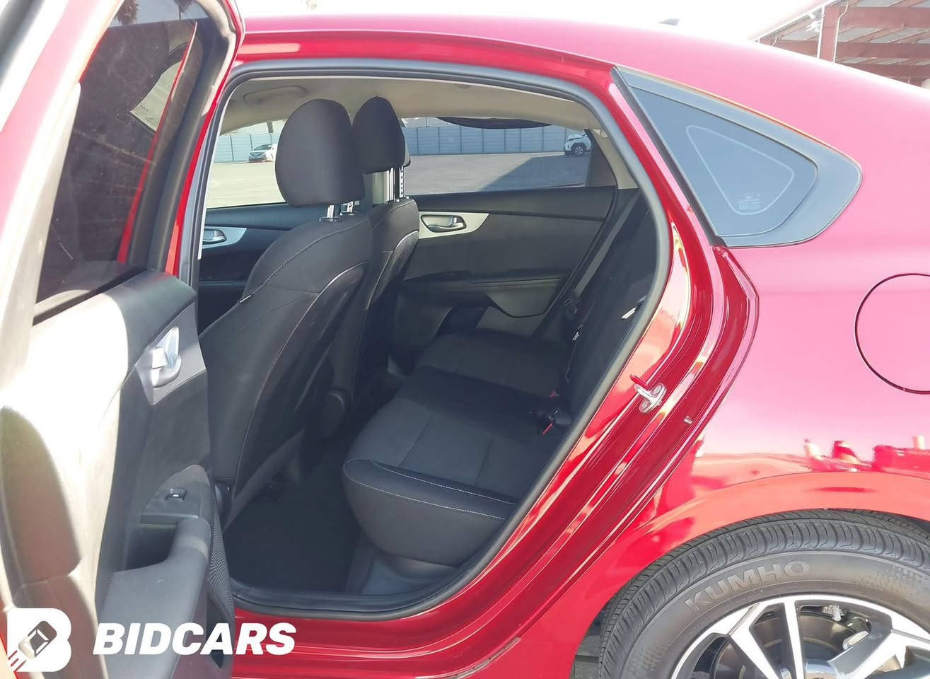 سلام عليكم
فورتي 

موديل 2024

ماشي 11 الف

محرك 2000 

موصفات  LX

شاشه كبيره

كاميرا  وكاربلي

رادارات اماميه وجانبيه

تحديد سرعة وتحديد مسار

 3 انضمه قيادة 

ويل كروم

سياره جديده حيل وصارلها يومين من دخلت 

 وضرر مرفق بصور

بدون دواخل وبدون شواصي بجم كبس بدون كلير 

بدون اي شي عده هاي طخه

السعر 142$

بغداد/البلديات

***********
