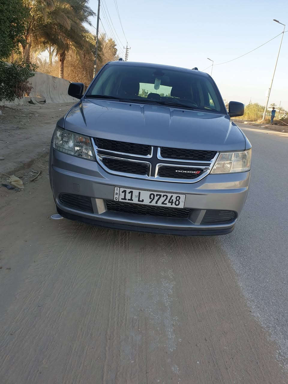 سلام عليكم 
دوج جورني موديل 18 حادث بس باب السايق باقي كفالة رقم بغداد سنوية جددتي قبل شهر رقم نكليزي محرك اربعة سلندر 
مواصفات عادية رادار كامرة خلفية 
مكان سيارة بابل مركز المدينة 
شباب اتصل وخادمك اني 
***********
مااجاوب خاص بسبب العمل
