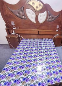 جربايه • تاج