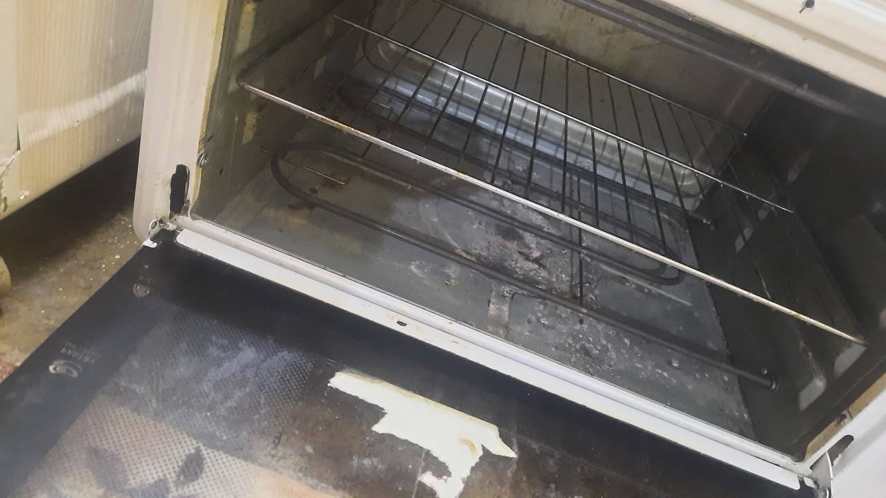 اوفن للبيع نوعيه نوال شغال السعر ٢٥ مع مجال الشراي يراسل خاص


**إذا كنت صاحب هذا الإعلان وتريد حذفه لأي سبب، رجاءا أرسل رسالة إلى الدعم الفني**