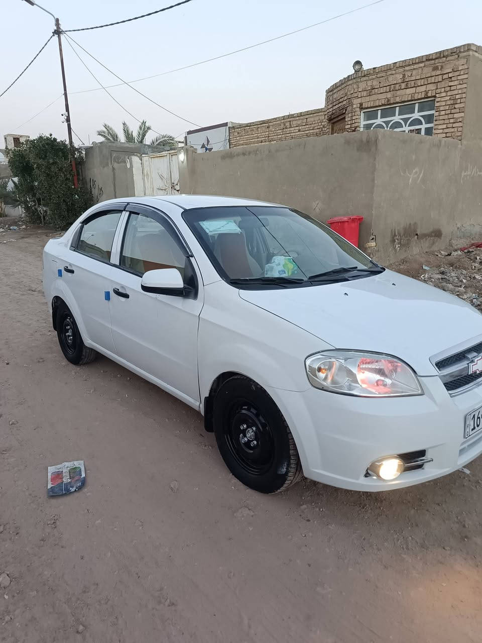 السلام عليكم افيو للبيع ١٠ خليجي رقم قادسيه أوتوماتيك مكفوله من الضربه بيه قطعتين صبغ جاهزة كير ومحرك وحداديه و كهربايات وتخم تاير كله جديد مابيه نقص جاهزة وخير من الله السعر٧٠المكان الدوانيه غماس للستقدفسار علا الرقم***********واتساب
