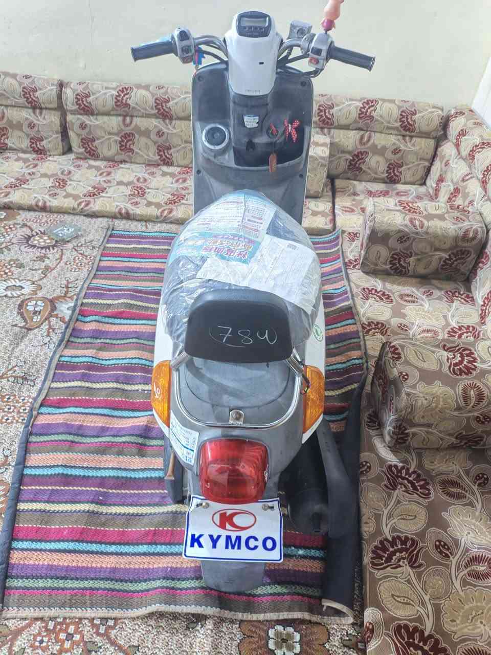 حبايب مكاني سماوه الدراجه توه مطلعه من الحله بعدهي حته ماسحكه جديه كلش السعر ٨٥٠مستعجل عل بيعته


**إذا كنت صاحب هذا الإعلان وتريد حذفه لأي سبب، رجاءا أرسل رسالة إلى الدعم الفني**