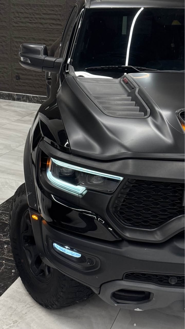 RAM TRX
2022 
رام تي ار اكس
وارد كندي
كلين تيتل
٥٦.٠٠٠كم ماشيه
ضمان 
كزوزات سيستم

دۆج ڕام TRX 2022
وارد کەنەدی 
کلین تایتڵ 
کزۆز سیستەم 
مەکینە 6.2 لتر سوپەر چارج
56 هەزار کیلۆمەتر رۆشتووە
تکایە گەر موشتەری نی بێزارمان مەکە 
رەقەم تەلەفۆن واتسئاپ
*********** أربيل, العراق
