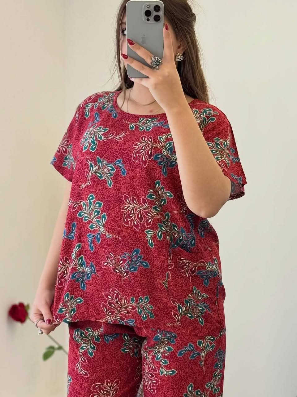 برموده كشمير 6.000
قماش درجه اولى 
فري سايز اتلبس من وزن ٥٠ الحد وزن ٨٠
للحجز والاستفسار التواصل خاص
***********
العنوان خانقين شارع مصرف مجاور حاجه الف نور
