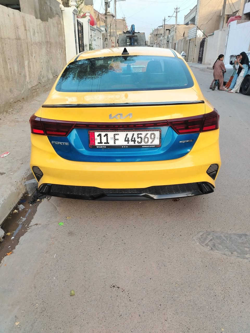 فورتي ٢٢موديل
منضومه غاز
سياره جاهزه الشغل
بسمي

سعر ١٣٥
***********
