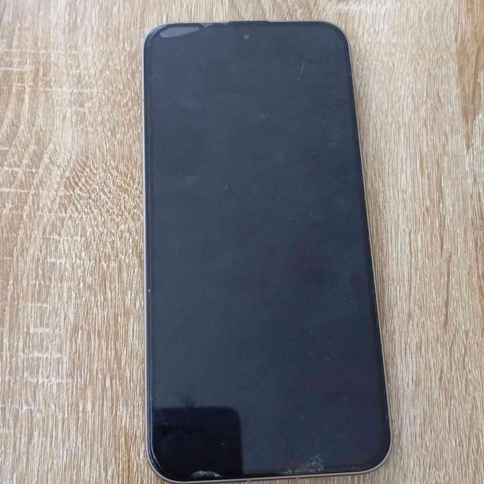 شاومي 15تي برو للبيع جهاز نضافته 99%بطاريه 100 الذاكره 528 الجهاز نضيف كلش  الجهاز مستعمل شي قليل سعر 775وبي مجال مكاني كربلاء رقم ***********
