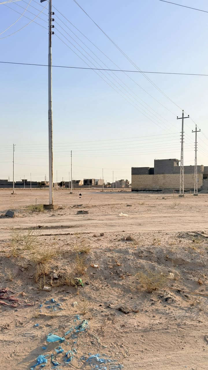 سلام عليكم
تعلن شركه شركة الفرات العمراني للمقاولات للبيع قطع اراضي طابو زراعي ٢٥ بكامل الخدمات. 

تبدا المساحه من(٢٥٠/ ٣٠٠/ ٤٨٠ /٥٠٠ /٦٠٠ )

ماء كهرباء كامل من كلشي توجد عروض مخصصه مقابيل جزه وصطيه وحديقه داخليه اركان القطع. 

متصل شارع ٣٠. بشوارع ١٠ بشوارع ١٥ 

*********** 
***********
