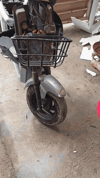 عندي دراجة r9 مدعومة أبيع كوم حديد الماشة والصدر والدبلات والويل الأما...