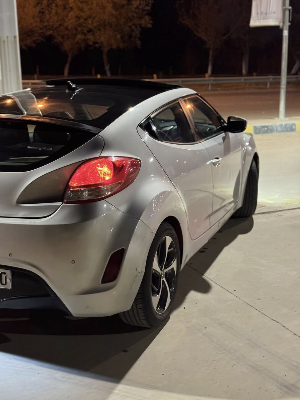 سياره:Veloster
موديل:2012
ماشيه:321الف
موصفات:
بانو راما✅
بصمة ثنين✅
حساسات خلفيه✅
كاميرا خلفيه✅
شاشة كبيرا+لمس✅
تدفأ شغال+تبريد شغال+شاشه✅
بصمة ع بابين✅
بلاجكتور زنون✅
وبعد هواي موصفات
*طخم تايرات جديد
*هزا و فحص جديد ما صارلها عشر أيام 
*تبديل دهن جديد و فلتر اصلي و فلتر شوته وتبريد جديد
*ضررها:
جاملغ اليمين وجاملغ اليسار مبدل و مصبوغ+ملاحضات صغيرا
للاستفسار:
***********+واتساب
***********1+واتساب
