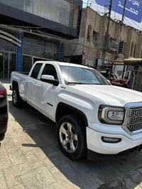 للبيع او مراوس GMC سيرا  موديل 2017 محرك 5300 تاير صدر جديد  السياره ح...