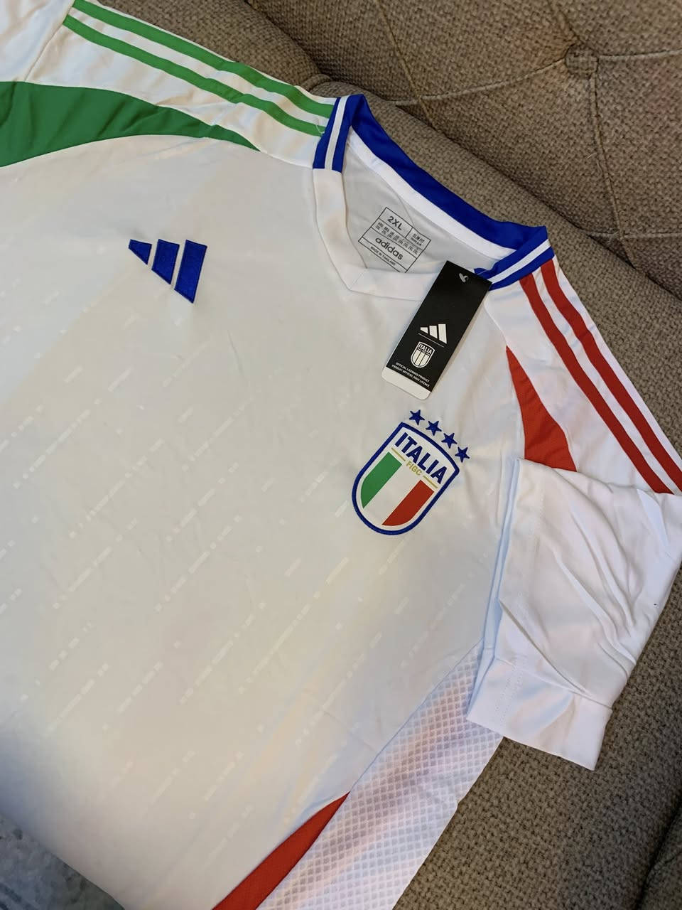 دريس منتخب ايطاليا قياس 2XL


**إذا كنت صاحب هذا الإعلان وتريد حذفه لأي سبب، رجاءا أرسل رسالة إلى الدعم الفني**