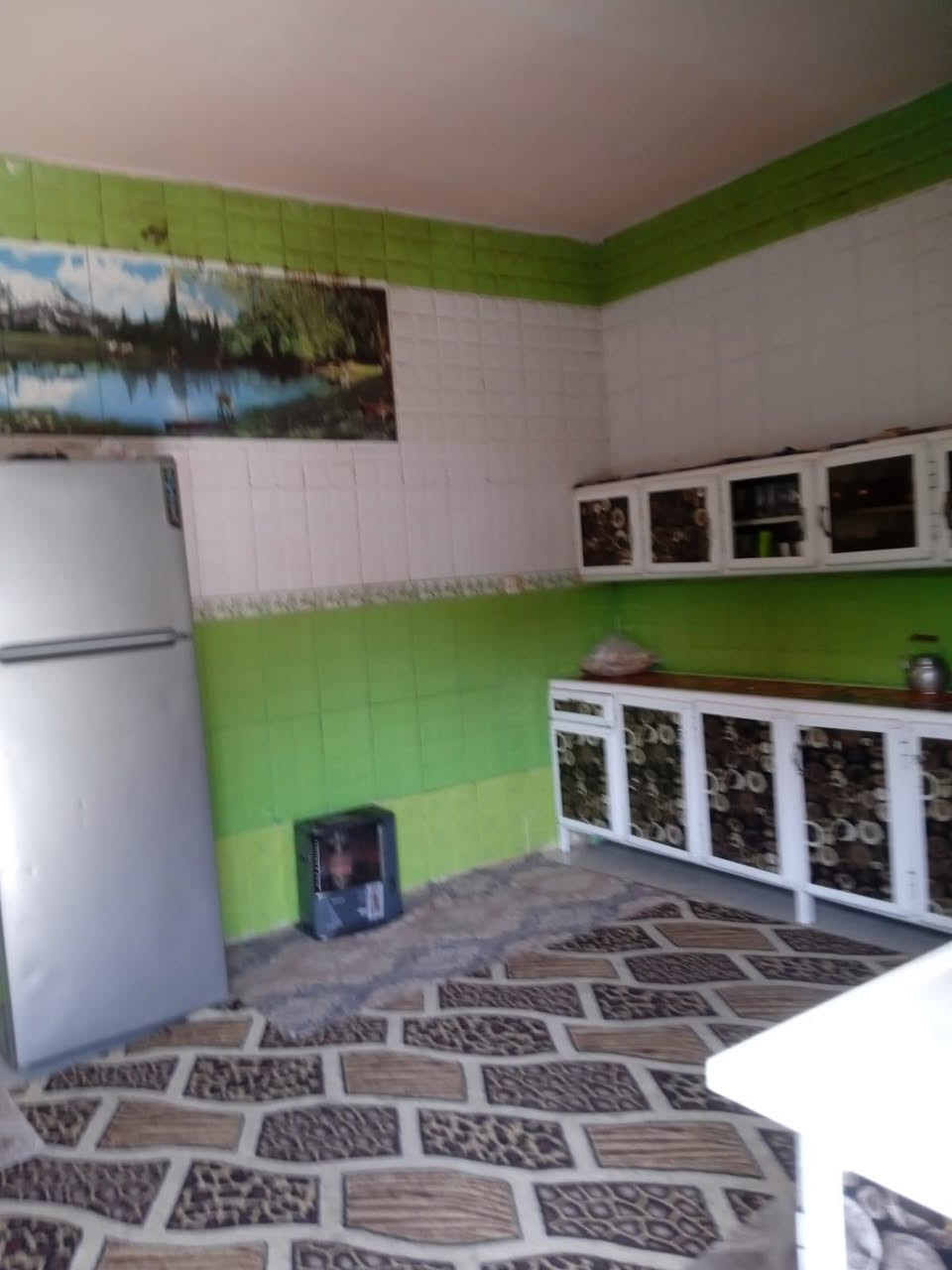 بيت للبيع
طابو صرف مداور ثاني يوم
متوفر كافه الخدمات 
ومشروع المجاري باب البيت 
مساحته البيت 200 م
بناء نضيف وحلو مرتب
غرفتين 5*4
صاله 8 م
استقبال 7م
مطبخ 5*4
طارمه خارجيه
صحيات خارجيه
سطح مطبك فرشي 
ممر خارجي داير البيت مطبك وكامل
مجاري ومي  كامله 
موقع البيت حي العسكري الباشيه قريب عالسيطره 
الاستفسار الاتصال بالرقم
*********** ابو عباس
