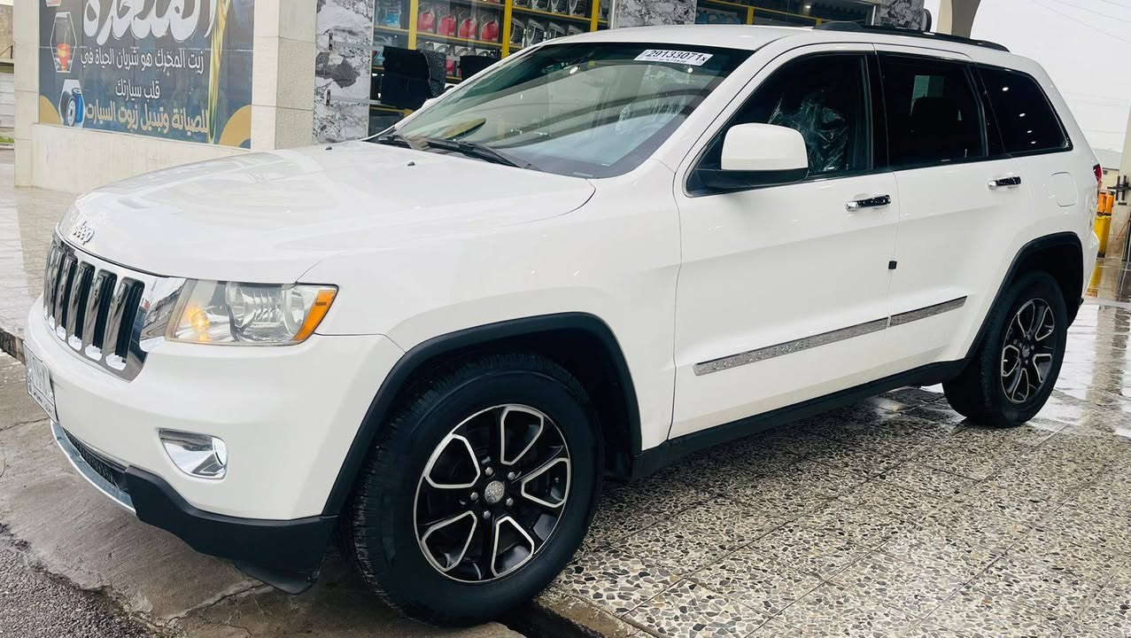 السلام عليكم 
جيب لاريدو 2011 امريكي  
بيهه جاملق الايمن مصبوغ عكس السايق بيهه شويه بل باب بدون داخل شرط رقم نينوى الماني 
محرك كير تبريد السياره حيل نظيفه 
السياره حيل جديده وجاهزه ماناقصها شي✅ 
السعر 150بيهه  مجال الشراي  
                     ((ملاحظه)) 
 اعتذر عن بيع الأقساط او المده
لا تنطي اسعار بكيفك ذا ماتفيدك عبرهه واني الممنون 
مكان السياره/ صلاح الدين /الشرقاط /أجميله 
                                                
    ***********             ***********
    ***********             ***********
