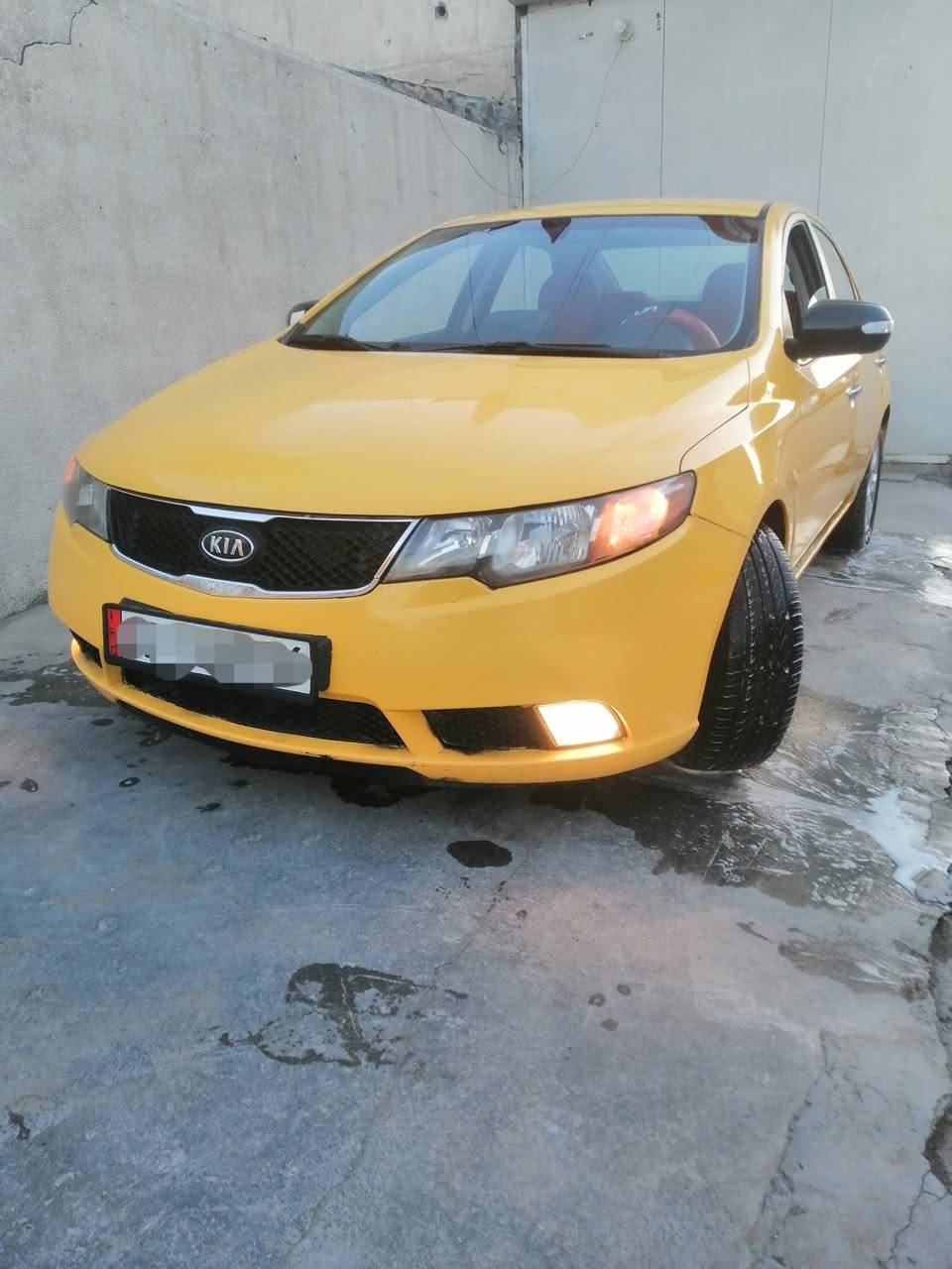 السلام عليكم فورتي مديل 2009 دخول جديد كص جنطه شغل مظبوط مكينه كير تبريد كهربائيات كفاله متوم نينوى ارقام وسنويه انكليزي سعر ٥٠ وبيهه مجال مكاني بغداد رصافه *********** بيع او مراوس سعر ٥٠ وبيهه مجال
