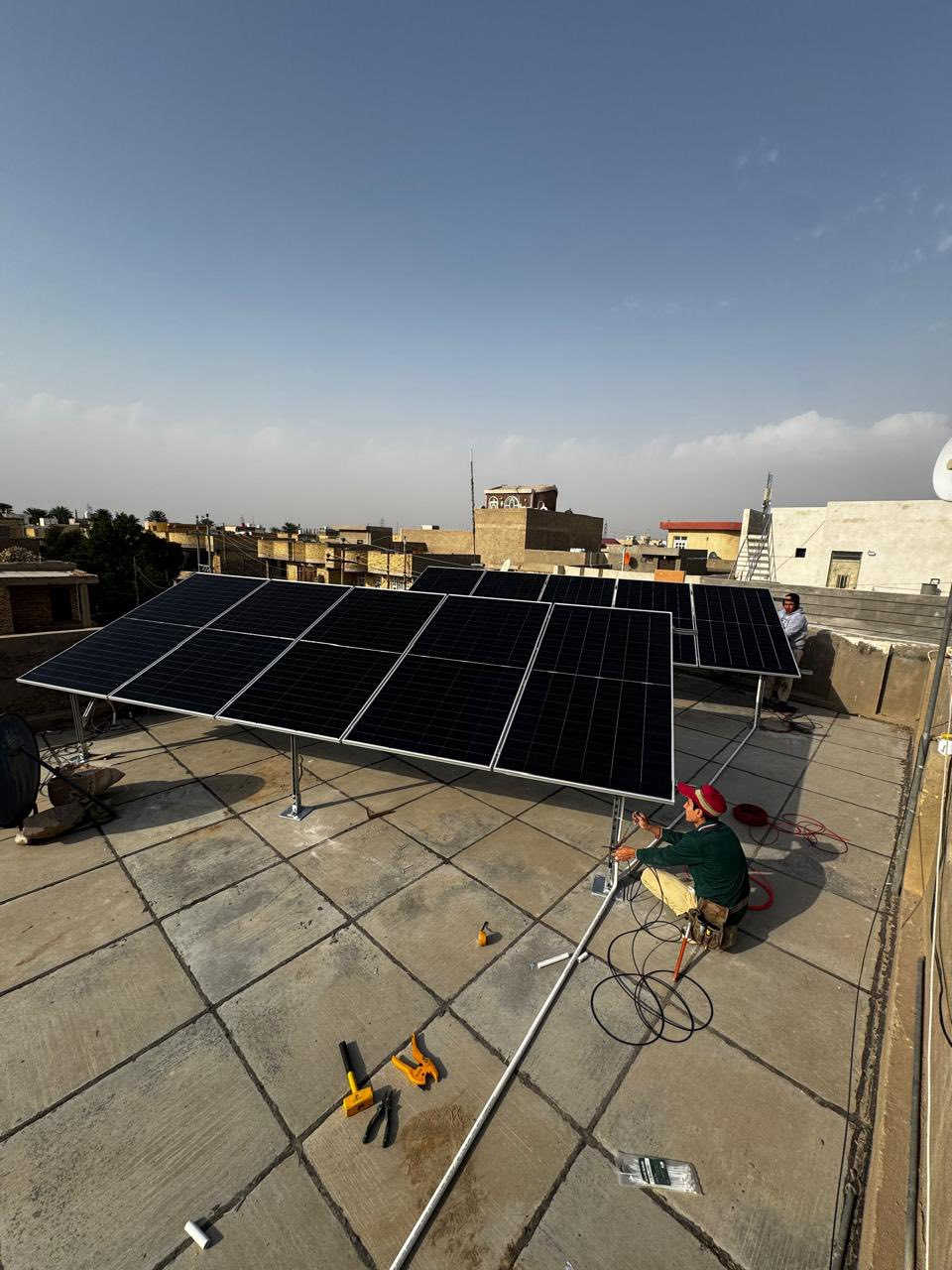 � جهّز نفسك لفصل الصيف… واشتري راحتك

⚡ منظومة أوتاركو 5.5 كيلوواط – IP65
تحمّل عالي وأداء ثابت بكل الظروف

🔋 بطارية 16 كيلوواط ساعة – IP65
✔️ 8000 دورة
✔️ خزن قوي وأمان طويل الأمد

☀️ ألواح أوتاركو 585 واط
عدد 10 ألواح
كفاءة عالية وإنتاج ممتاز للطاقة

لا تنتظر الحر والانقطاع…
خل راحتك مضمونة من هسه 💪

مكتب الطاقة المستدامة
تنفيذ هندسي وضمان حقيقي

📍 كوت – الخاچية – شارع 40
📞 *********** | ***********
